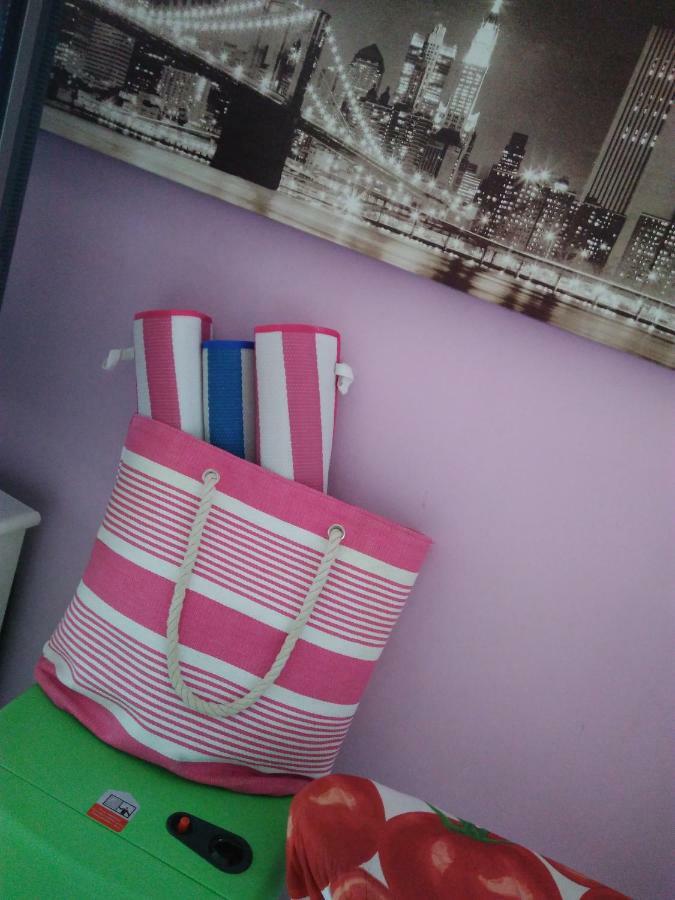 Yiota'S Cute Studio Paphos Luaran gambar