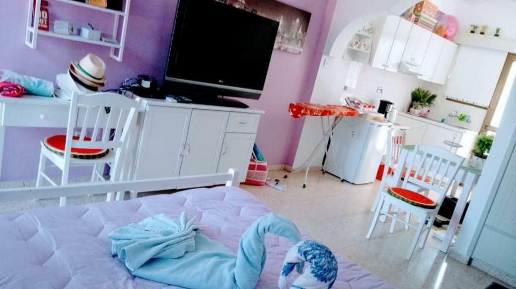 Yiota'S Cute Studio Paphos Luaran gambar